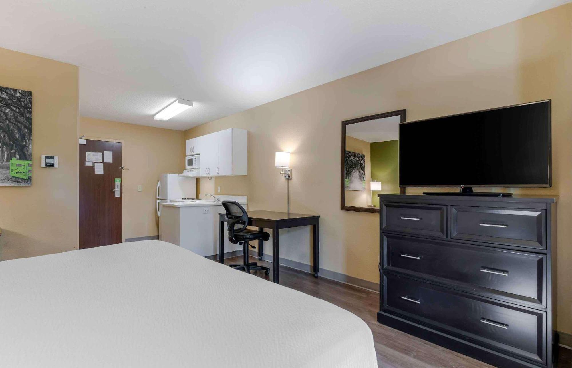Extended Stay America Suites - Greensboro - Airport Εξωτερικό φωτογραφία